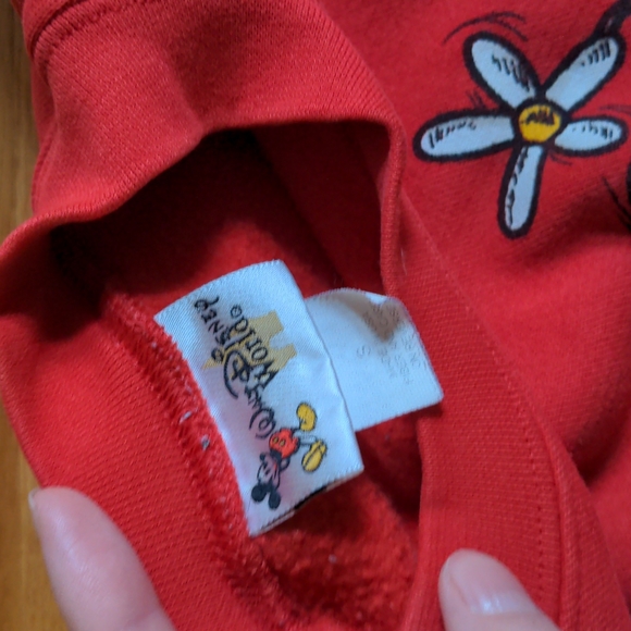 Vintage Disney World Minnie sweatshirt - Picture 5 of 10